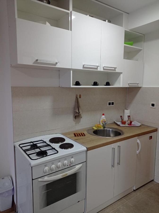 Sleep And Drive No6 Apartment Сараево Екстериор снимка